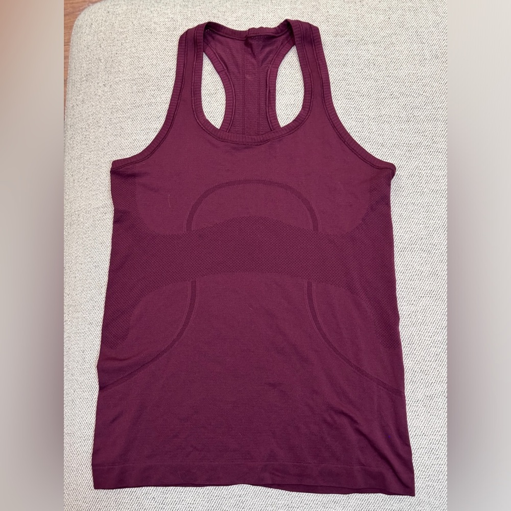 Lululemon run swiftly tank, size 8